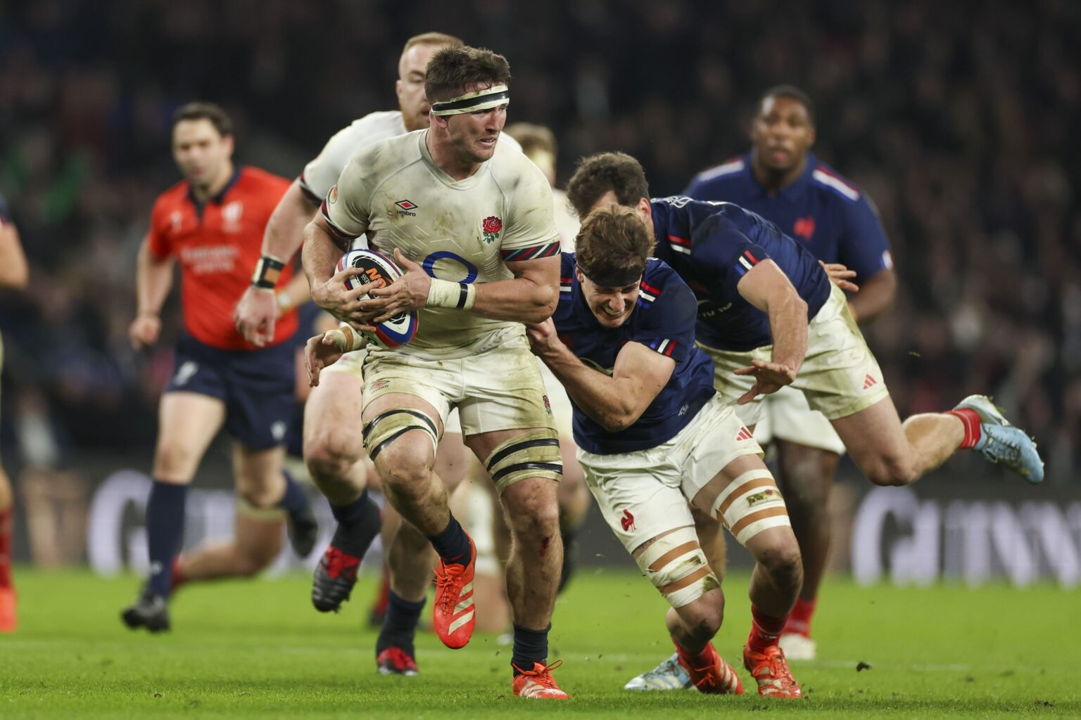 Petite révolution dans les médias : France Télévisions cède des matchs du Tournoi des 6 Nations à TF1. (AP)