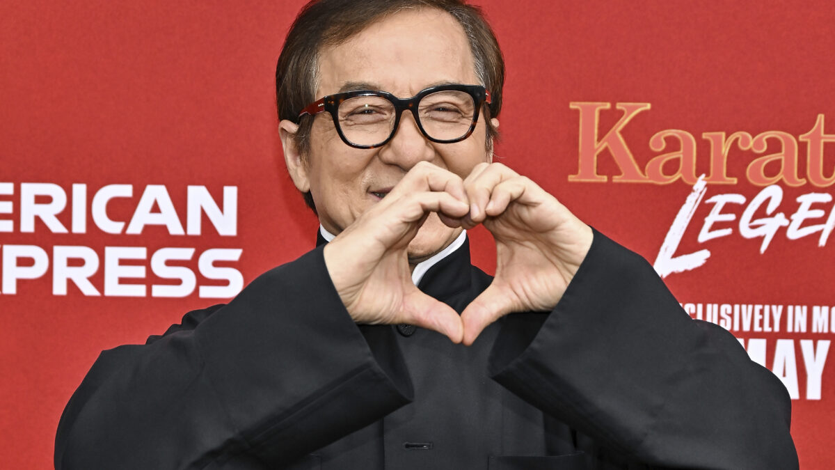 Jackie Chan, 71 ans, annonce avoir enregistré une chanson qui ne sera diffusée qu'après sa mort