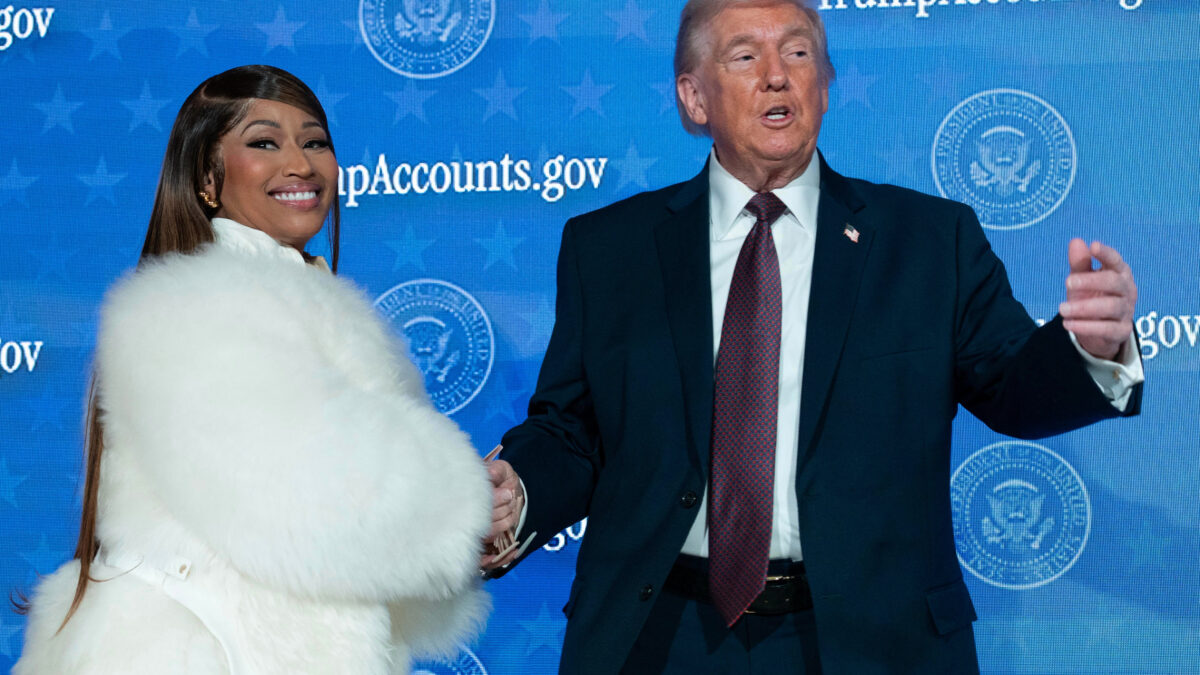 Nicki Minaj se dit «fan numéro un» de Donald Trump et assume publiquement son soutien