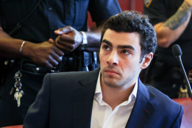 Meurtre du PDG de UnitedHealth: pas de peine de mort contre Luigi Mangione