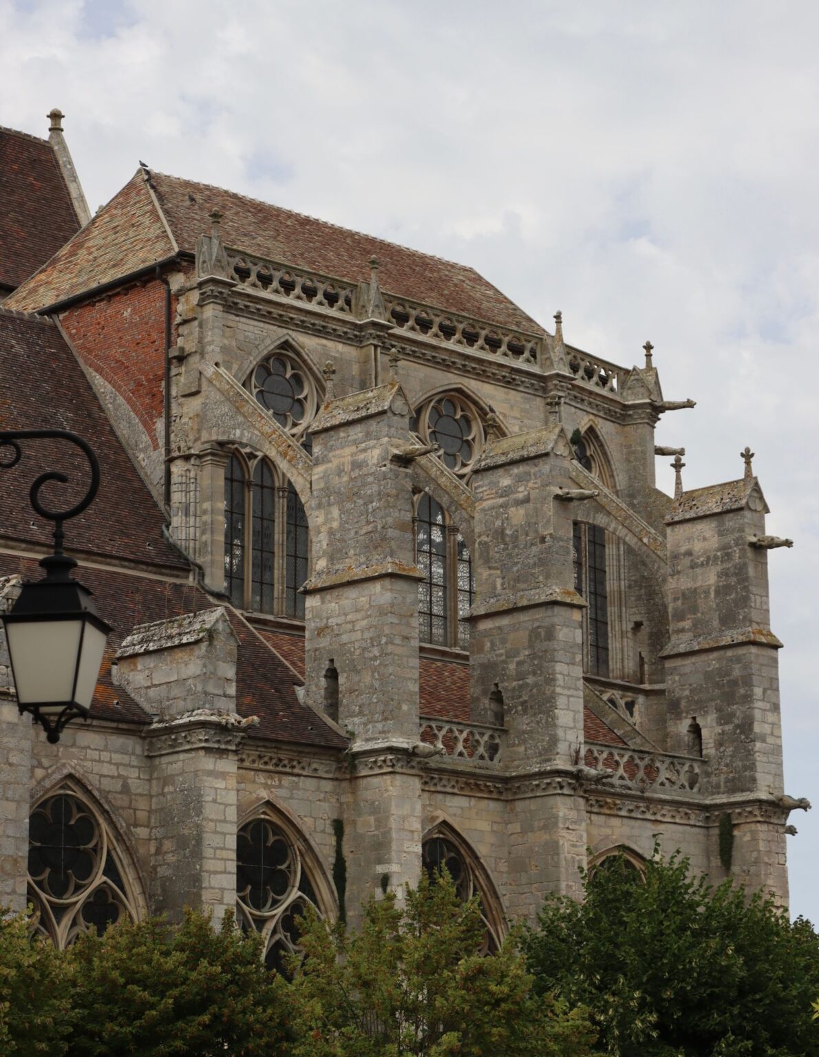 Agressions sexuelles dans la Manche – douze victimes potentielles identifiées par le diocèse de Coutances (unplash)