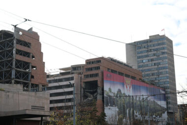 Belgrade renonce à un palace estampillé Trump sur un site symbolique après la mise en examen du ministre serbe de la Culture