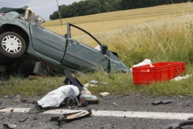 Bilan routier 2025 : la mortalité repart à la hausse, le « gaz hilarant » dans le viseur
