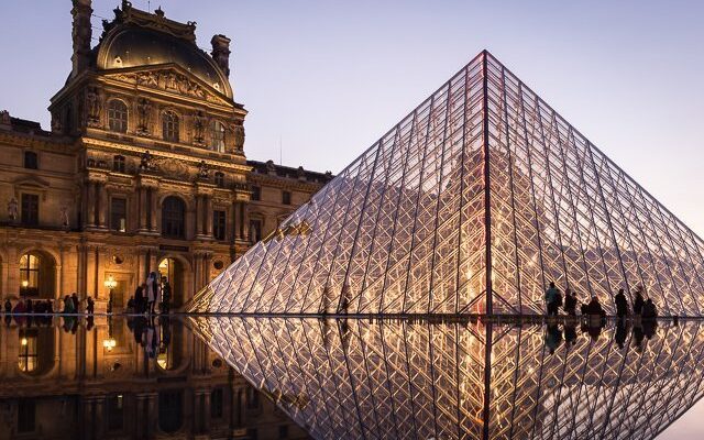 Grève au Louvre : les agents prolongent le mouvement, ouverture encore réduite