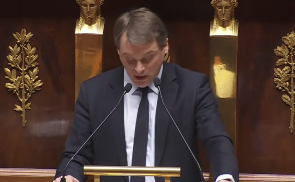 Motion de censure : Nicolas Ray (LR) plaide pour « la responsabilité » et le vote du budget