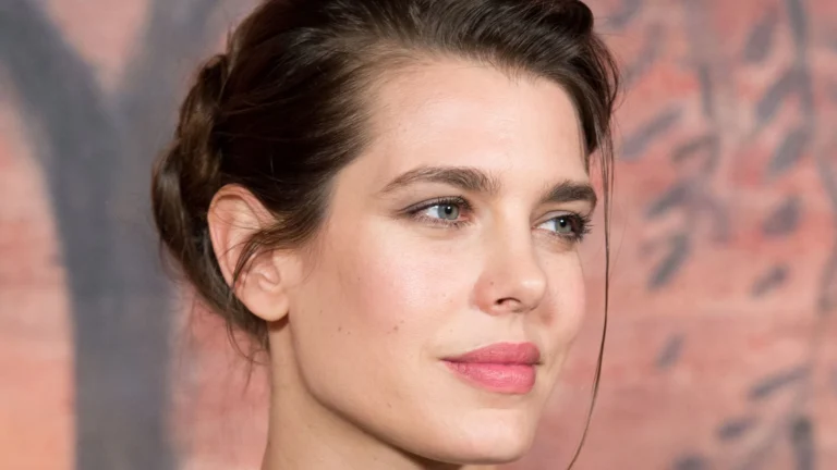 Charlotte Casiraghi signe “La Fêlure”, un premier essai philosophique en solo