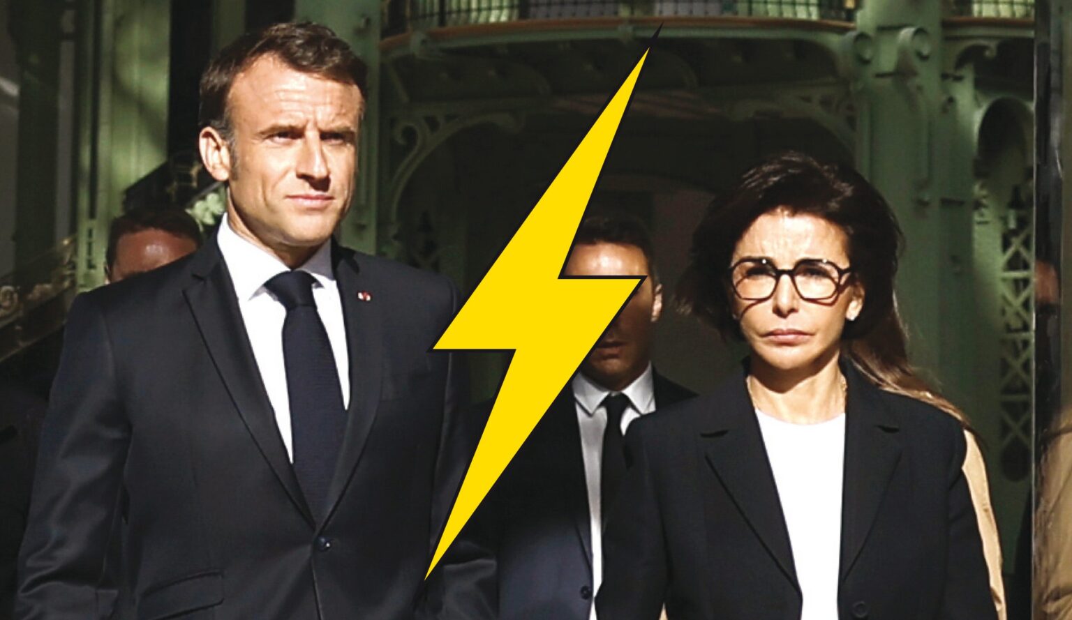 Rachida Dati, qui brigue la mairie de Paris, veut rester au gouvernement. Une épine dans le pied d'Emmanuel Macron. (AP, Entrevue)