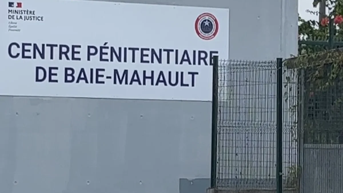 En Guadeloupe, l’alerte maximale déclenchée sur les conditions de détention à Baie-Mahault