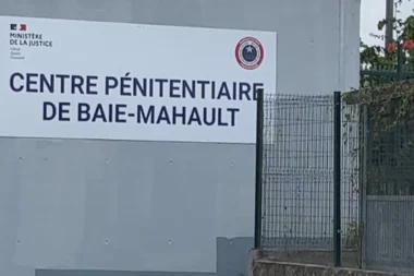 En Guadeloupe, l’alerte maximale déclenchée sur les conditions de détention à Baie-Mahault
