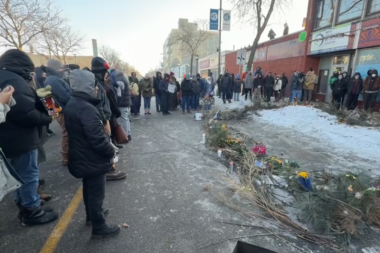 Fusillade à Minneapolis : la version fédérale contestée par des vidéos et la police locale