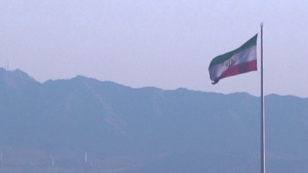 L’Iran menace de frapper des bases américaines dans la région en cas d’intervention de Washington