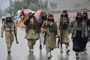 Le Pakistan alerte sur un Afghanistan devenu « un hub pour les terroristes », selon l’armée