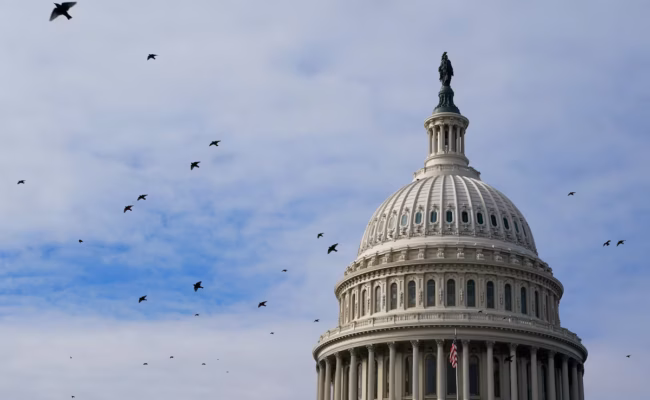 Le Sénat américain bloque une initiative visant à limiter les pouvoirs de guerre de Trump au Venezuela