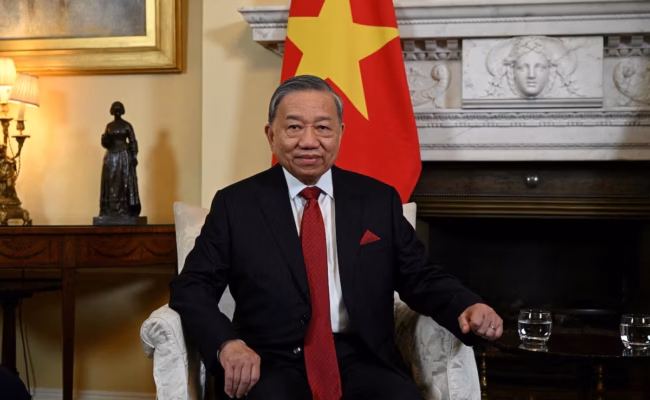 Le chef du Parti communiste vietnamien To Lam vise la présidence et un pouvoir élargi sur le modèle chinois AP