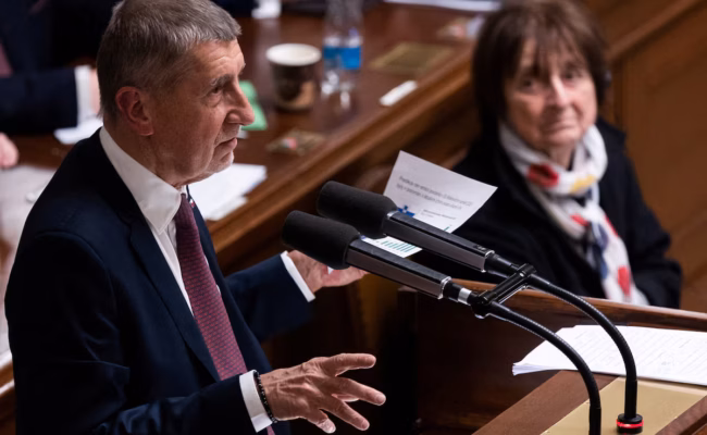 Le gouvernement tchèque d’Andrej Babiš obtient la confiance du Parlement et infléchit sa ligne budgétaire et ukrainienne