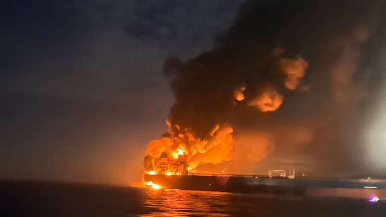 Mer Noire : un pétrolier en route vers la Russie touché par un drone et dérouté vers la Turquie