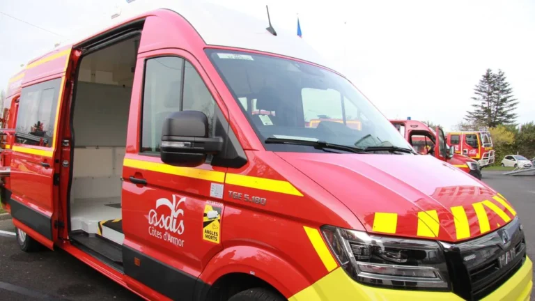 Bretagne : la marée montante piège un homme à Pordic, il est secouru par les pompiers