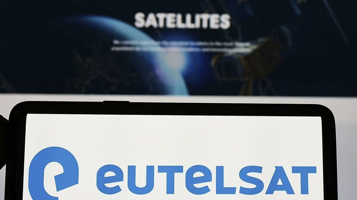 Paris bloque la cession d’antennes d’Eutelsat à un fonds suédois, au nom de la souveraineté
