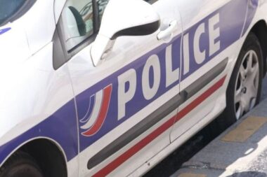 Guadeloupe : un père et son fils pris pour cible près d’un distributeur, une agression armée qui vire au drame