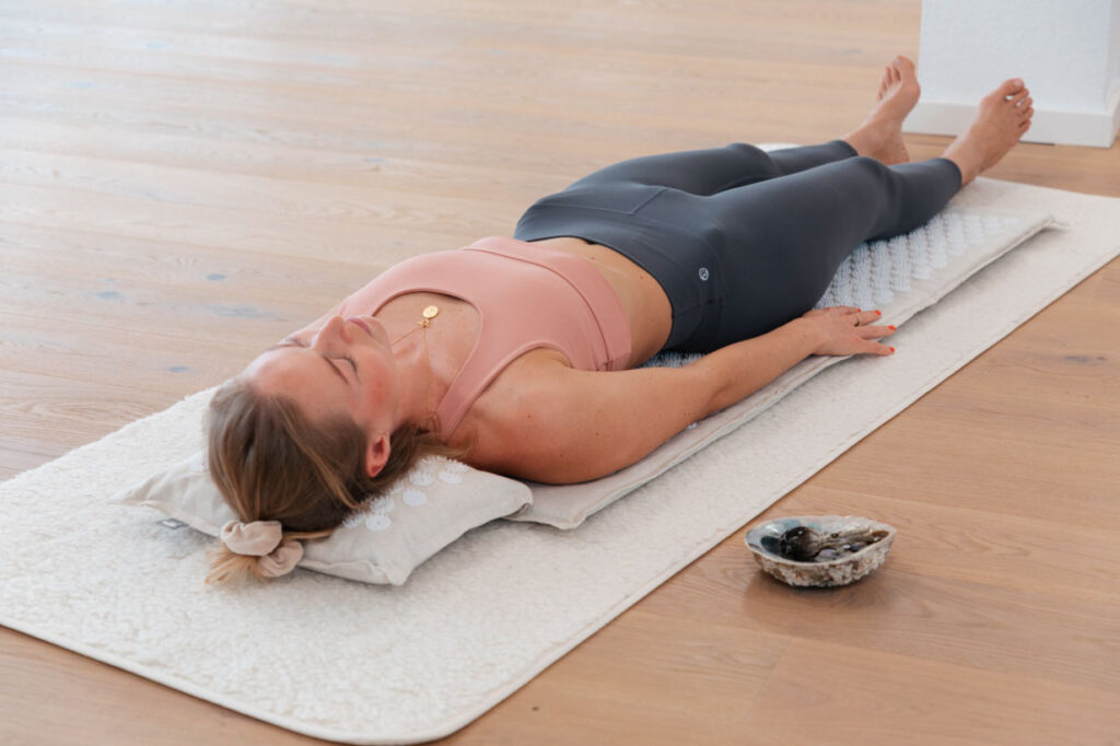 Tapis d’acupression : bienfait réel ou simple gadget relaxant ?