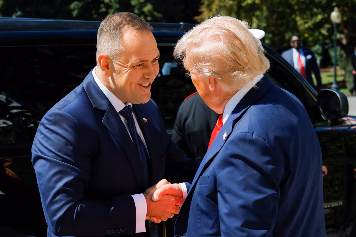 Trump invites the Polish president to join the Gaza Peace Council
