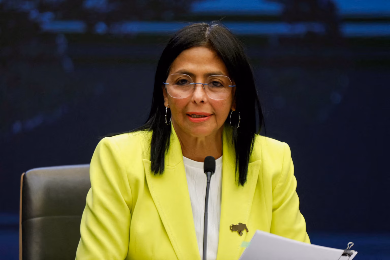 Trump menace la vice-présidente vénézuélienne Delcy Rodríguez après l’arrestation de Maduro (AP)