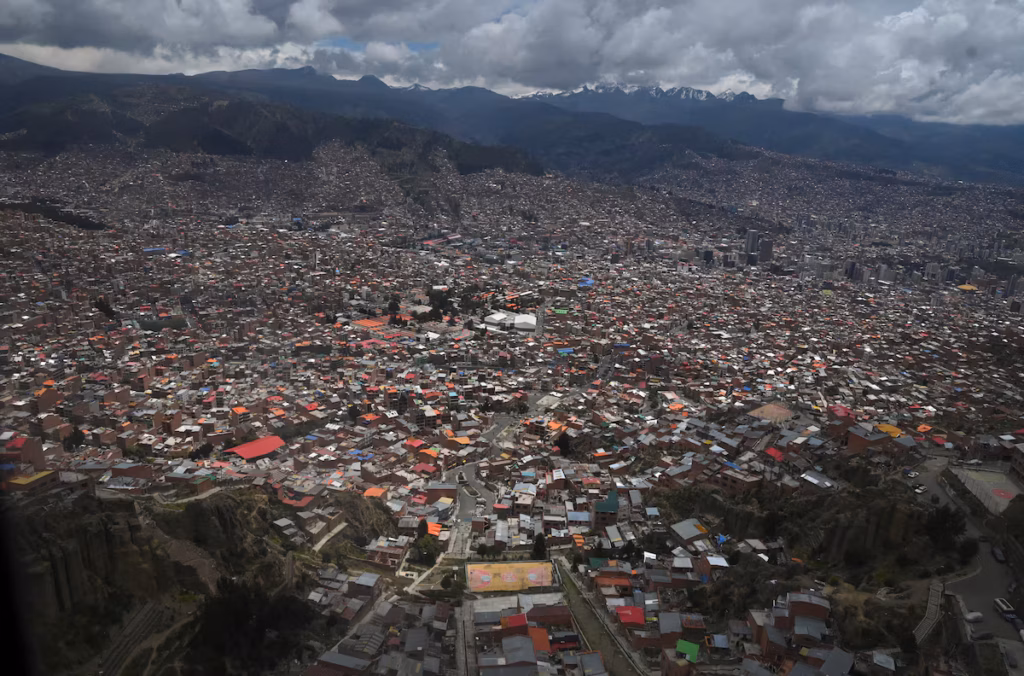 Washington presse la Bolivie d’expulser des espions iraniens présumés et de durcir sa ligne contre des groupes militants Washington presse la Bolivie d’expulser des espions iraniens présumés et de durcir sa ligne contre des groupes militants