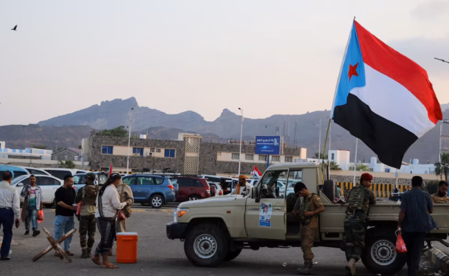 Yémen - le gouverneur d’Hadramout annonce une « opération pacifique » pour reprendre des sites militaires