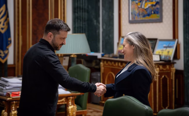 Zelensky nomme l’ancienne vice-première ministre canadienne Chrystia Freeland conseillère économique