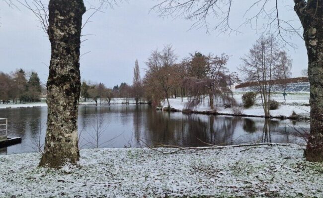 Verglas et froid vif : une journée sous haute vigilance sur une grande partie du pays