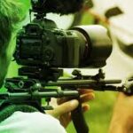 Pourquoi le reportage long format résiste encore à l’instantanéité des réseaux