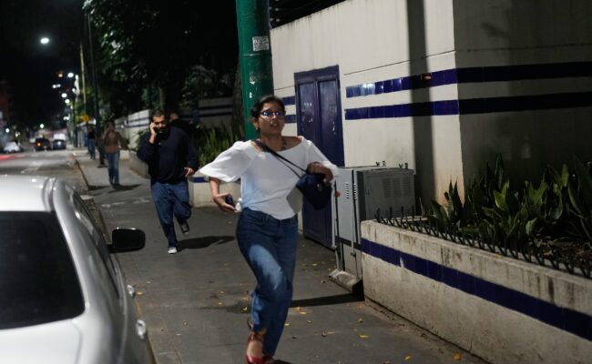 Le gouvernement vénézuélien accuse les États-Unis d’avoir attaqué des installations civiles et militaires dans plusieurs États