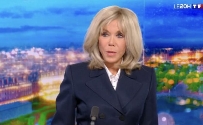 VIDÉO - Brigitte Macron s’excuse d’avoir insulté les féministes: «Je suis une femme qui s’enflamme. Je suis désolée d’avoir blessé les femmes qui ont pu se sentir agressées.»