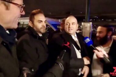 VIDÉO - Le héros de Bondi Beach élogieux envers Donald Trump: «Je veux le rencontrer. C’est un héros du monde. Je l’aime.»