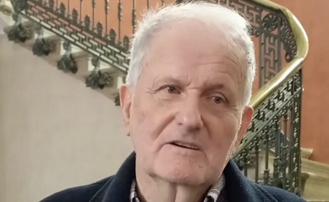 «C’est son parti que je visais»: le retraité auteur d’un jet d’œuf sur Jordan Bardella condamné à 6 mois de prison avec sursis