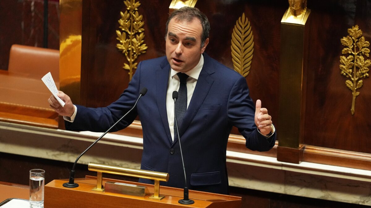 Budget 2026 : le gouvernement reporte les débats prévus ce vendredi et envisage le 49.3 AP