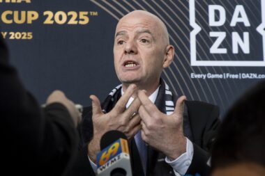 — Le président de la FIFA Gianni Infantino fustige le comportement des Sénégalais après la finale contre le Maroc