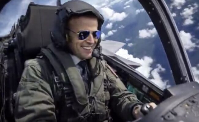 BUZZ - Découvrez l’hilarante parodie de Top Gun avec Trump et Macron