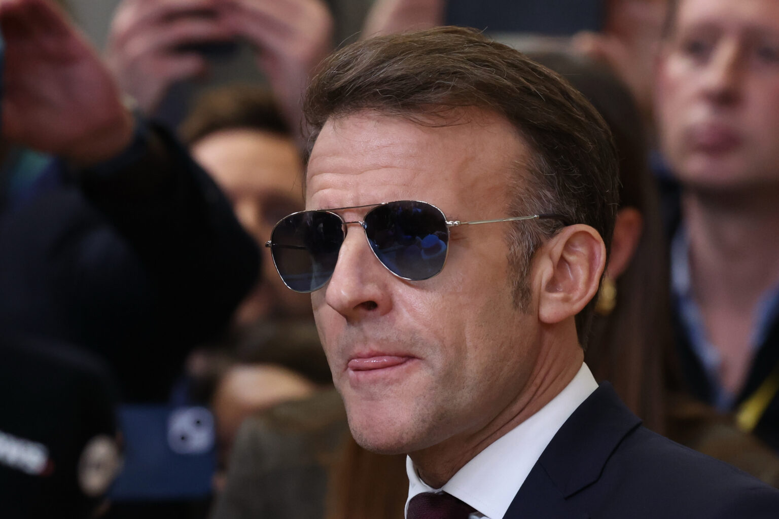 BUZZ – La marque des lunettes d’Emmanuel Macron bondit en bourse !