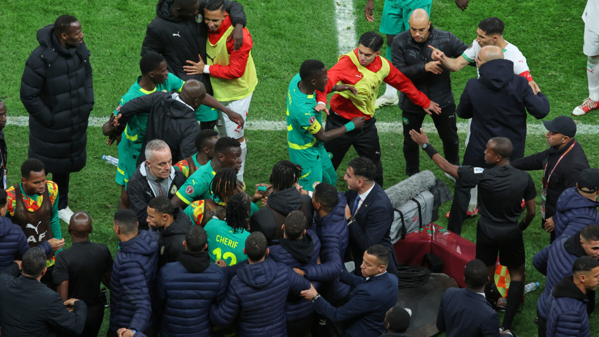 — CAN 2025 : on connaît les sanctions après la finale chaotique Sénégal-Maroc