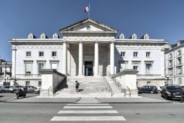 Pau : trois ans de prison pour le jeune automobiliste qui avait grièvement blessé un policier après un refus d’obtempérer