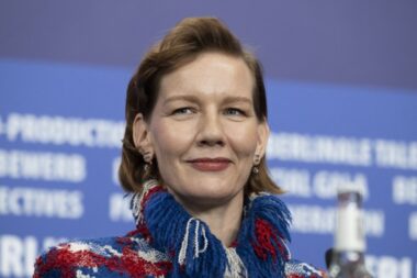 À la Berlinale, Sandra Hüller porte Rose, un film qui questionne le genre