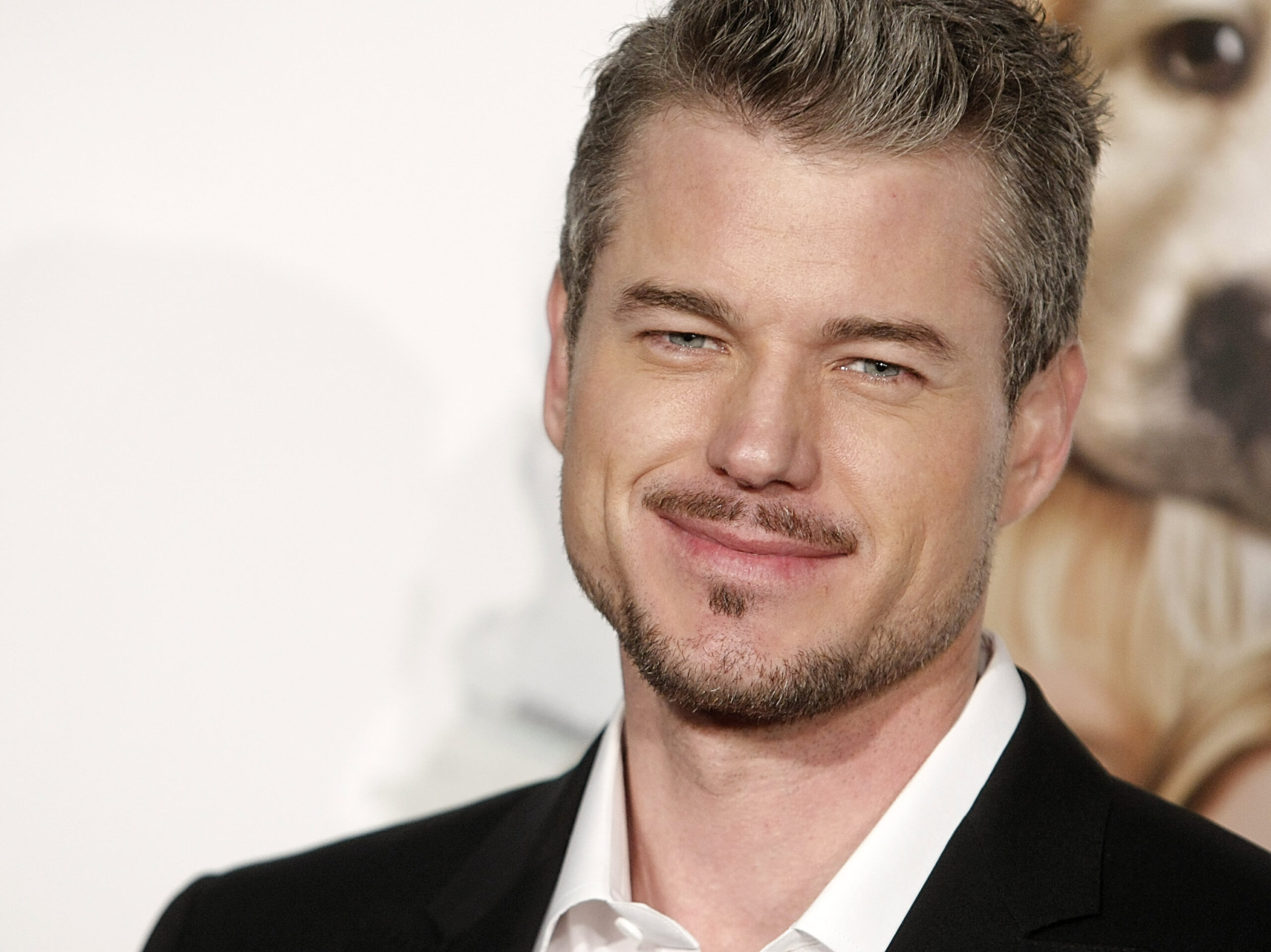 «Repose en paix, mon pote». Pluie d'hommages pour Eric Dane, décédé à 53 ans de la maladie de Charcot