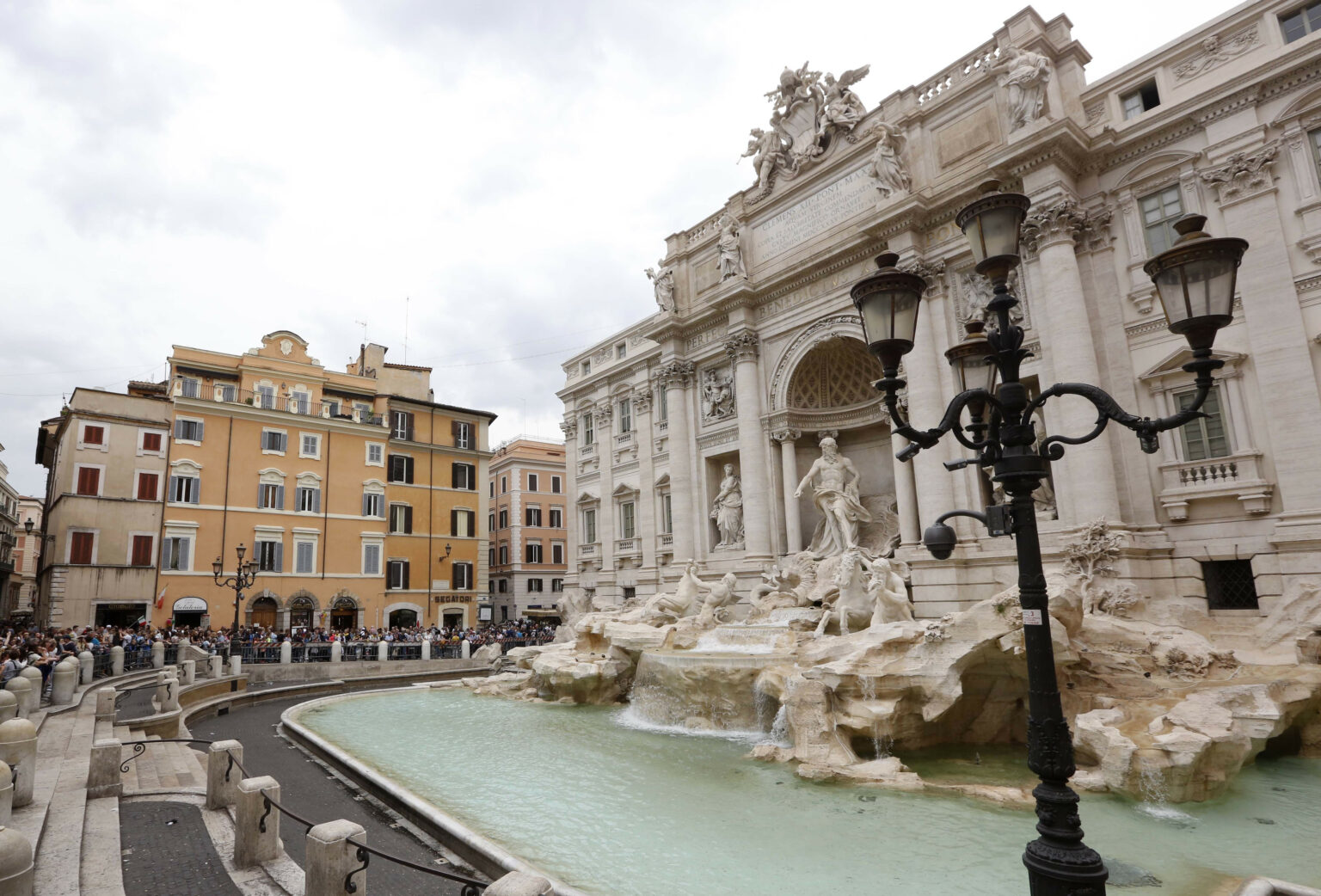 Rome: la fontaine de Trevi est payante depuis ce lundi