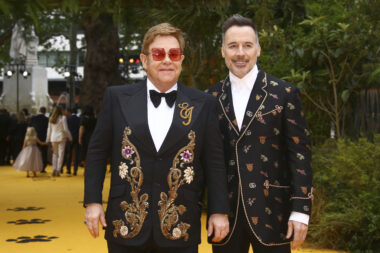 Le mari d'Elton John, David Furnish, accuse le Daily Mail de méthodes "inacceptables"