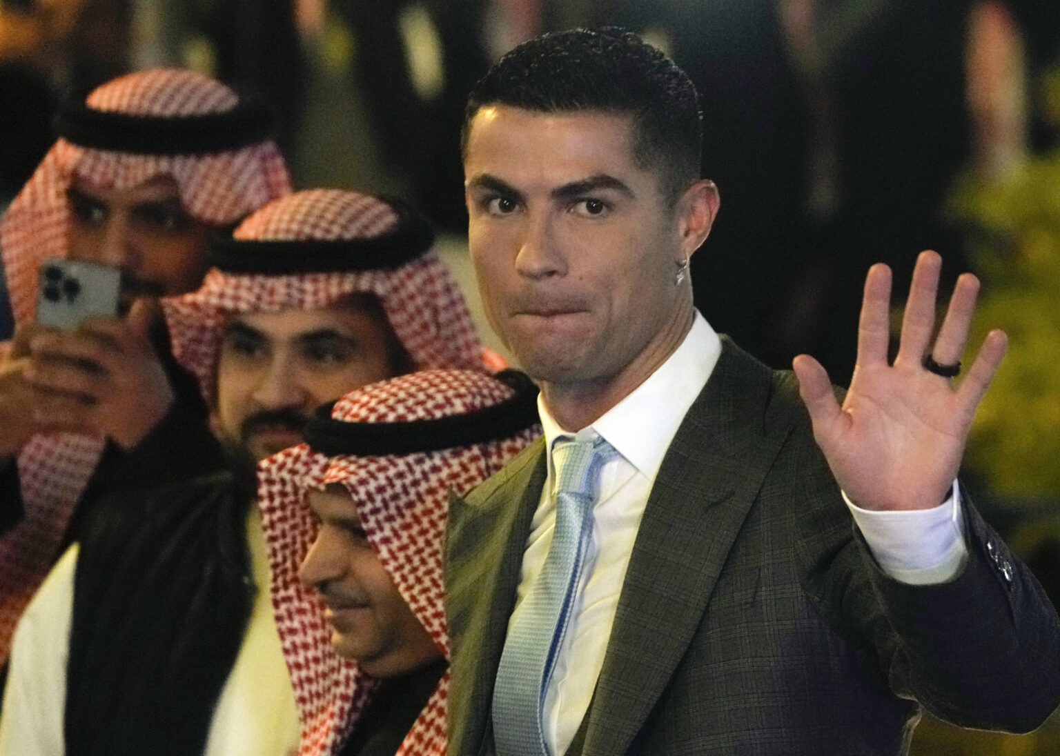 — Arabie Saoudite: Cristiano Ronaldo boude et refuse de jouer pour Al-Nassr. Découvrez pourquoi