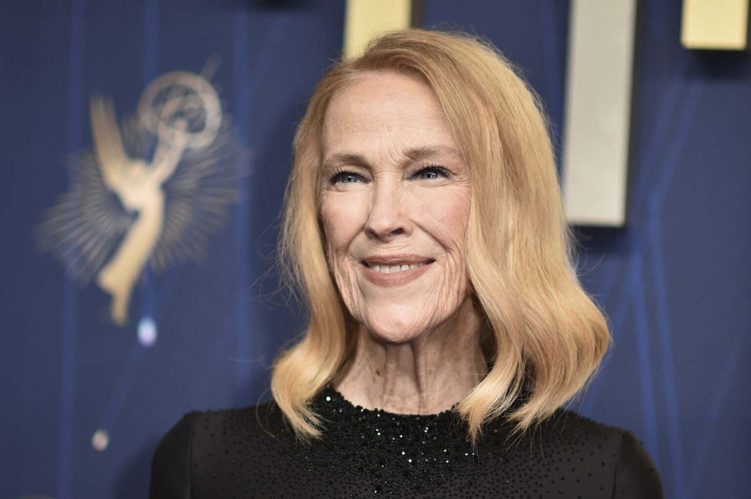 "Maman, j'ai raté l'avion!". On sait de quoi est morte Catherine O’Hara