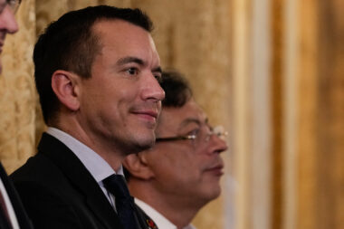 À la frontière, routiers et commerçants colombiens et équatoriens dénoncent une guerre commerciale « suicidaire »