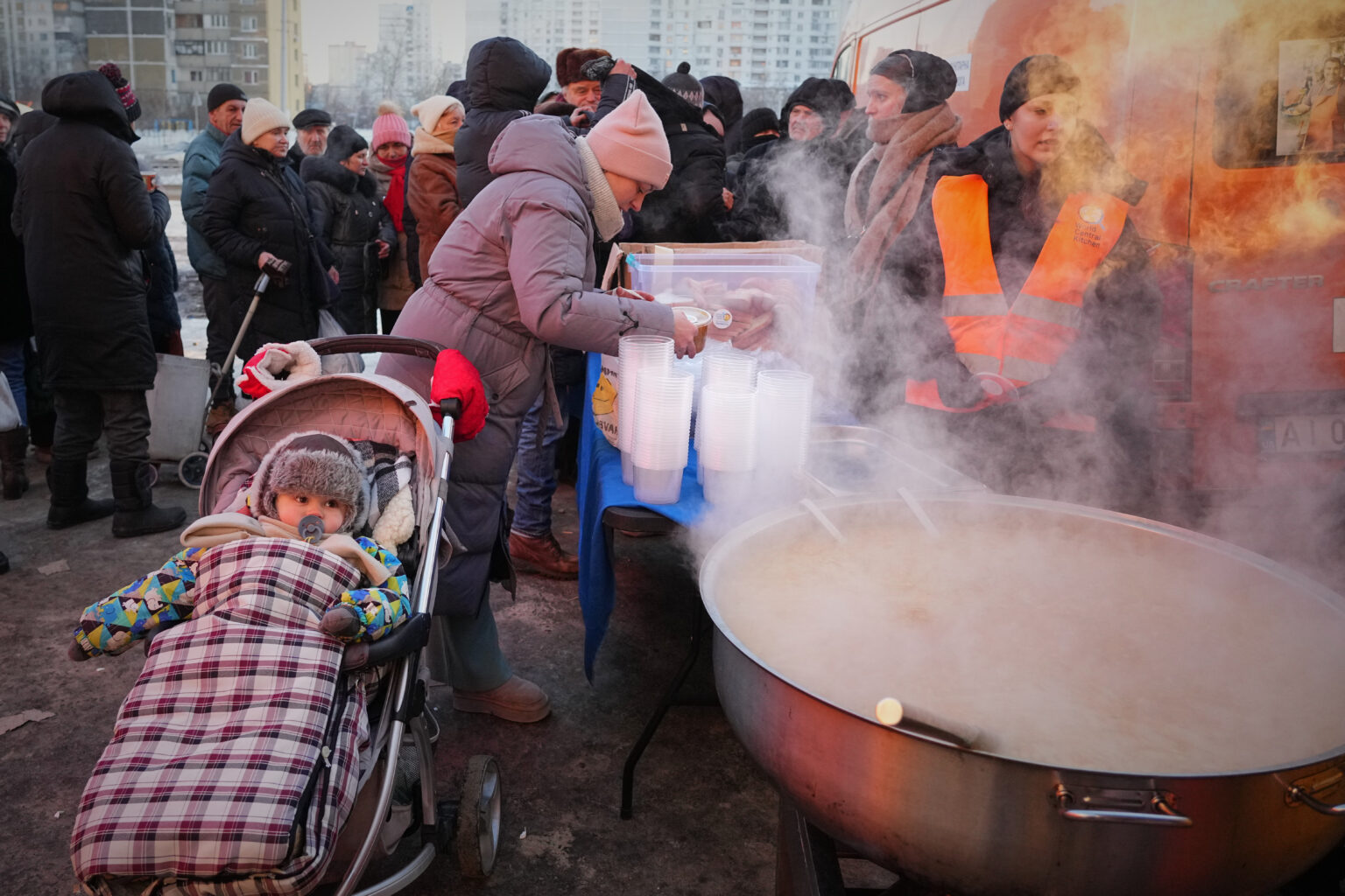 Les familles ukrainiennes plongées dans la précarité face aux coupures d’électricité