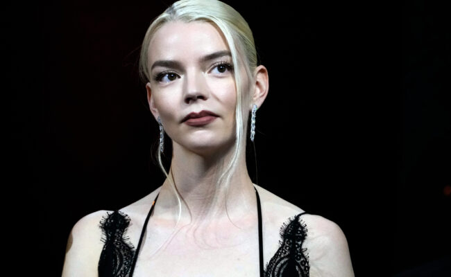 Le cambrioleur qui a tenté de pénétrer dans la chambre d’Anya Taylor-Joy condamné à trois ans de prison